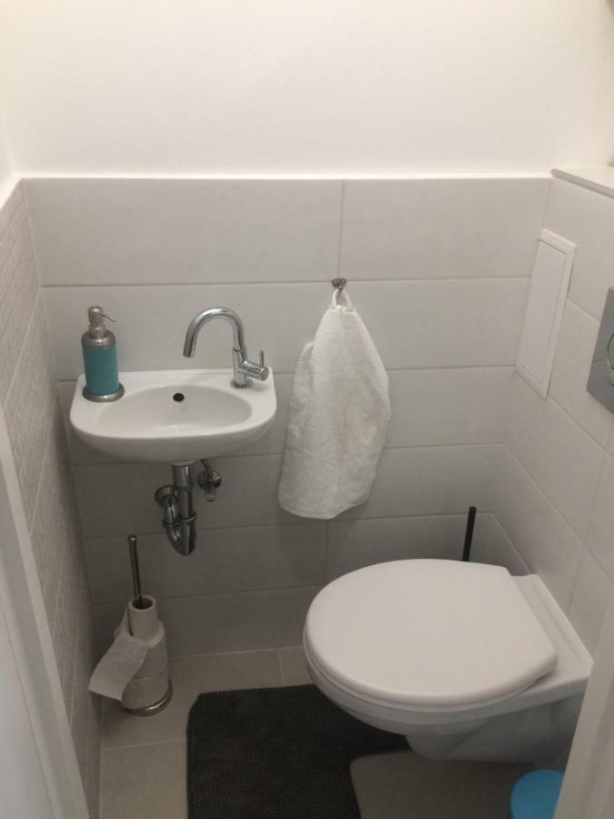 Enjoy Apartman Sopron Exterior photo