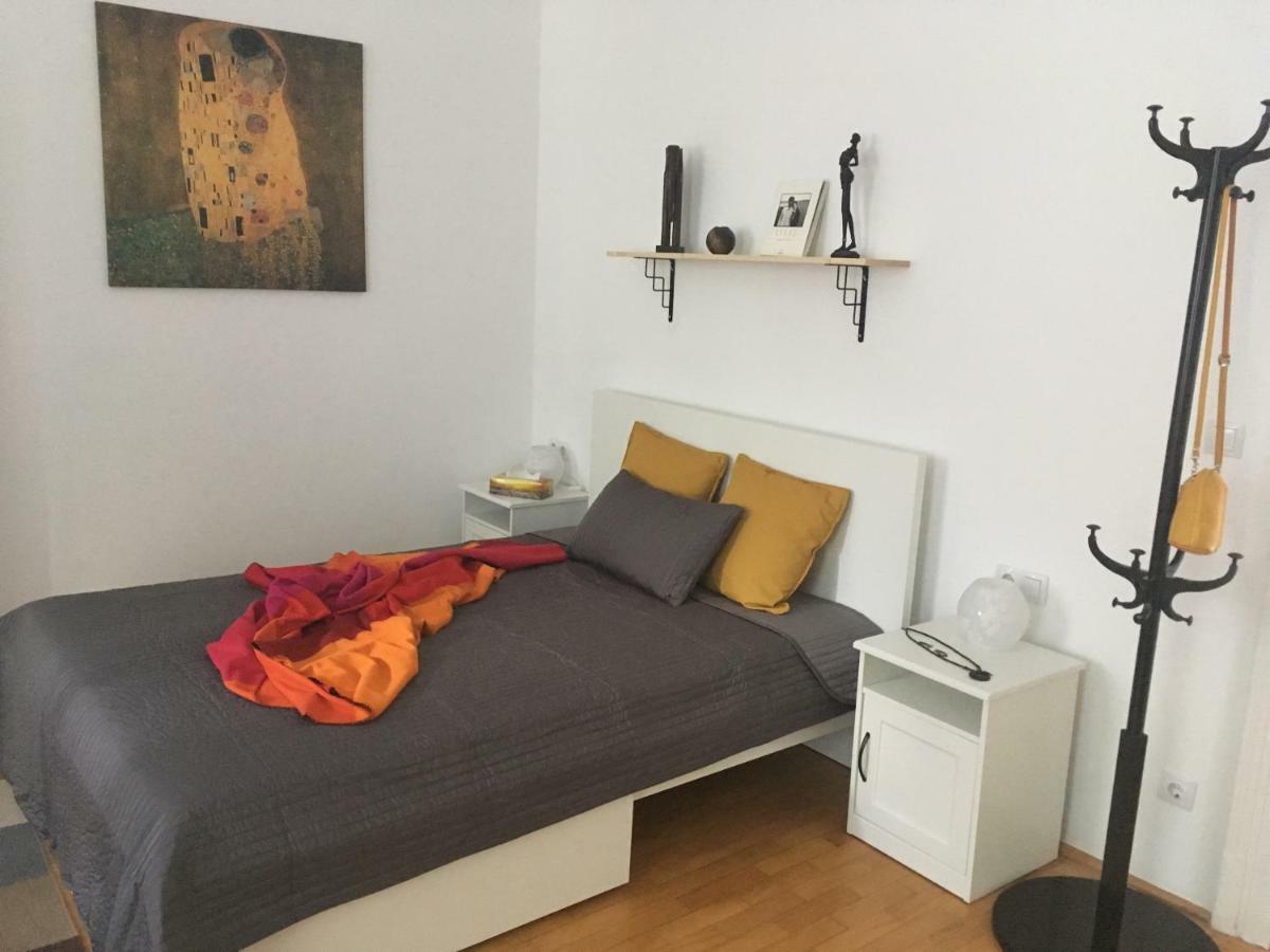 Enjoy Apartman Sopron Exterior photo