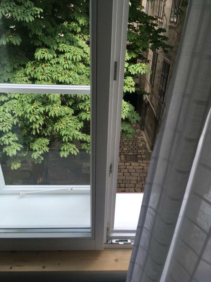 Enjoy Apartman Sopron Exterior photo
